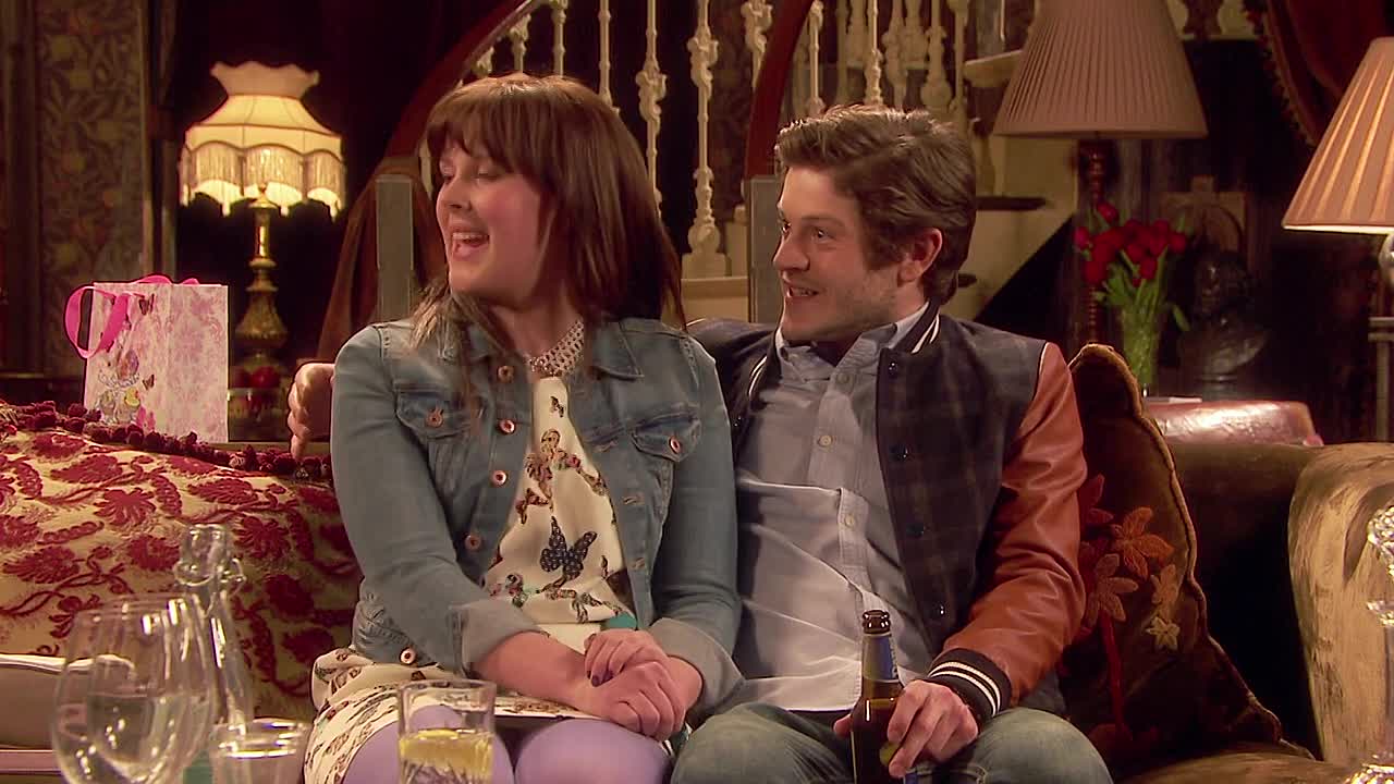 Vicious (2013) S01E05 -Dinner Party