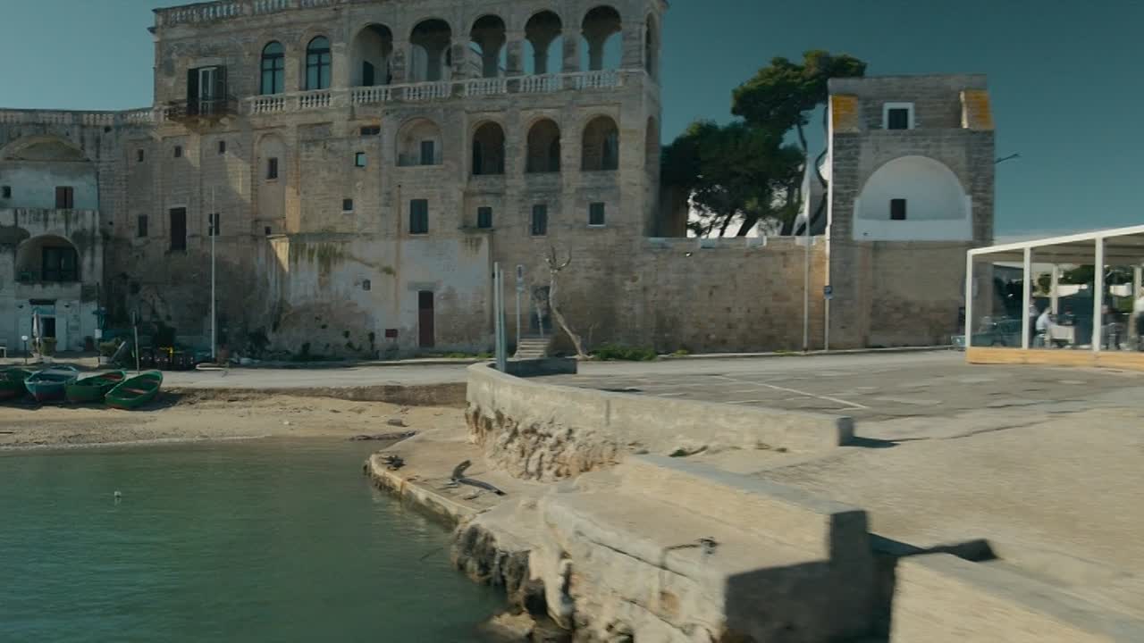 ⁣Paradox Effect 2023 1080p BluRay x264 AAC5 1-