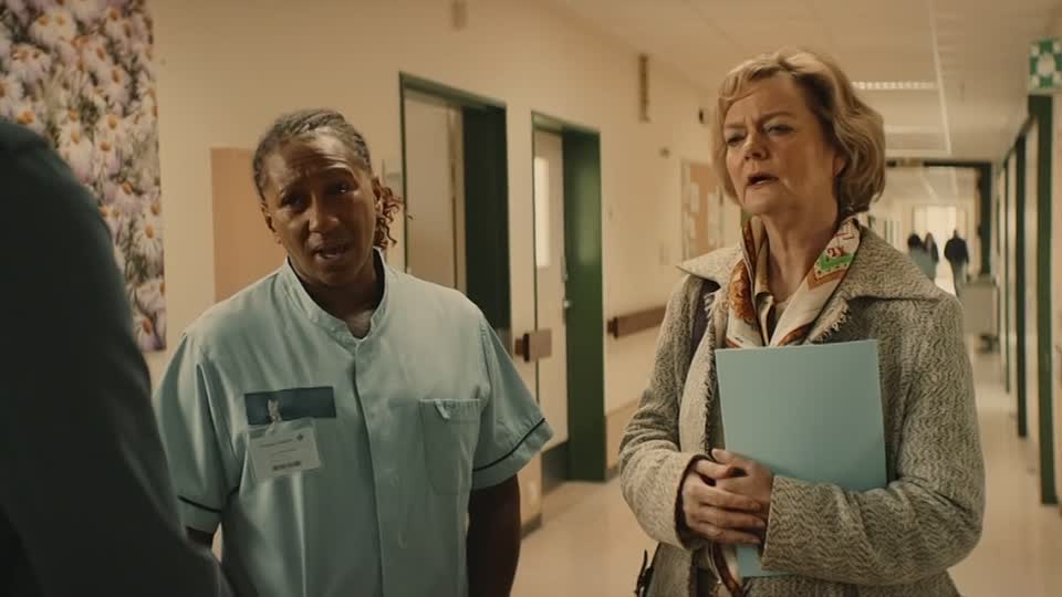 Professor T S02E02 -The Mask Murders