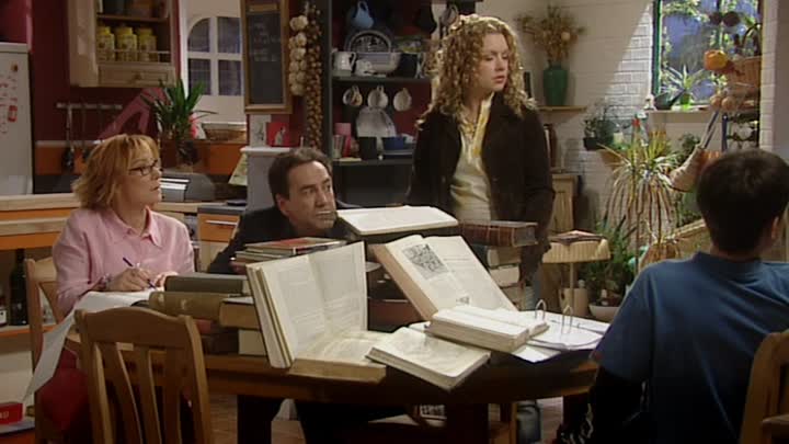 My Family (2000) - S05E10 - Dentist to the Stars