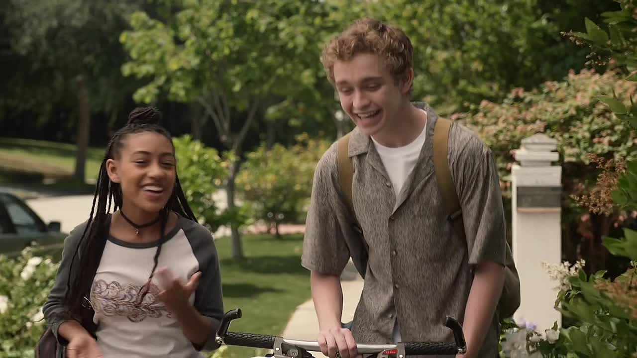 Little Fires Everywhere S01E01 The Spark