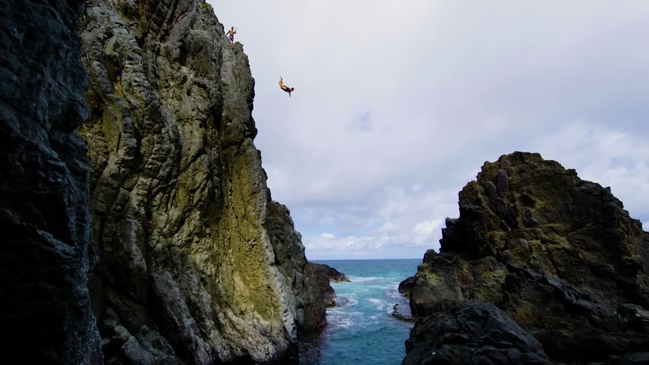 ⁣The YouTube Effect 2022 1080p BluRay x264 AAC5 1-