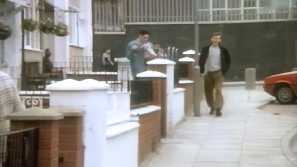 Hearts and Minds E02 (1995)