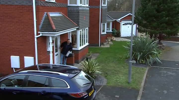 Moving On (2009) - S01E02 - Bully