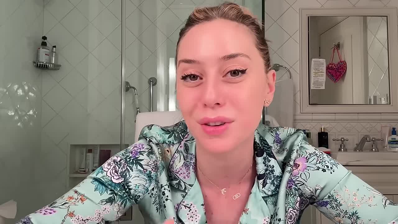 How to Wash Your Face like a Dermatologist -Dr Shereene Idriss