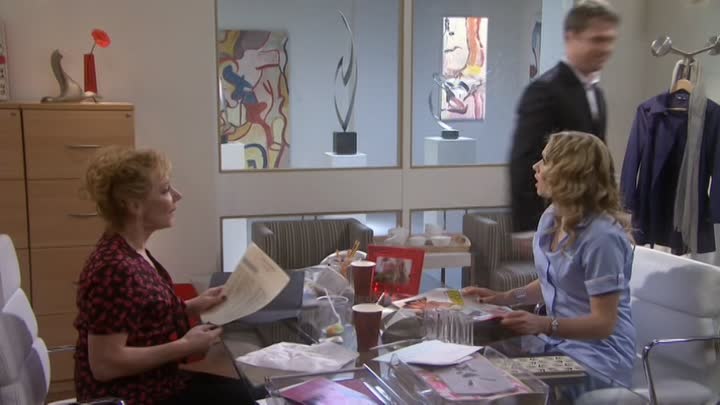 My Family (2000) - S11E03 - Accusin' Susan