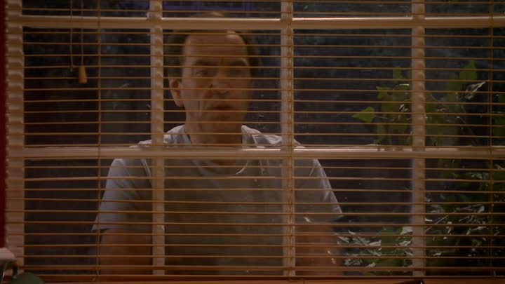 My Family (2000) - S11E11 - A Night Out