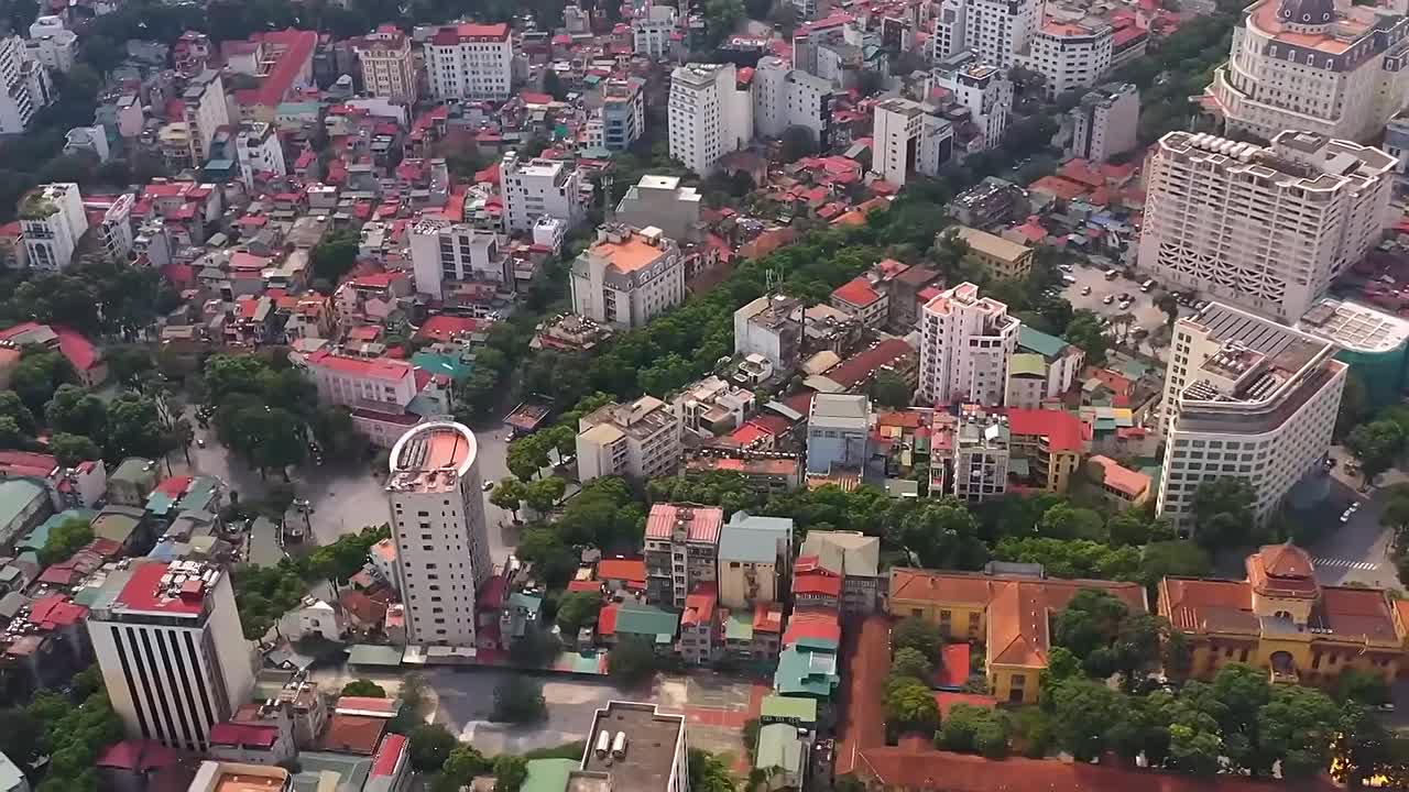 ⁣10 Countries People Regret Moving To in 2024 No 1 is a Shocker