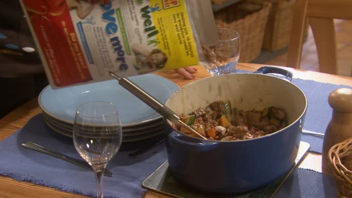 My Family (2000) - S10E02 - The Son'll Come Out