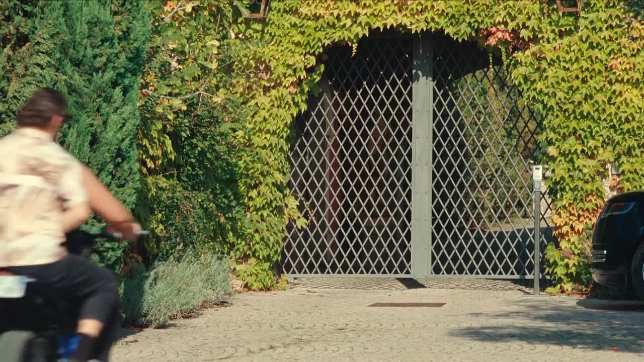 ⁣Nice Girls 2024 FRENCH 1080p WEBRip x264 AAC5 1-