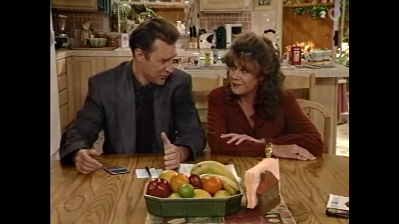 ⁣Unhappily Ever After S01E00  -Pilot