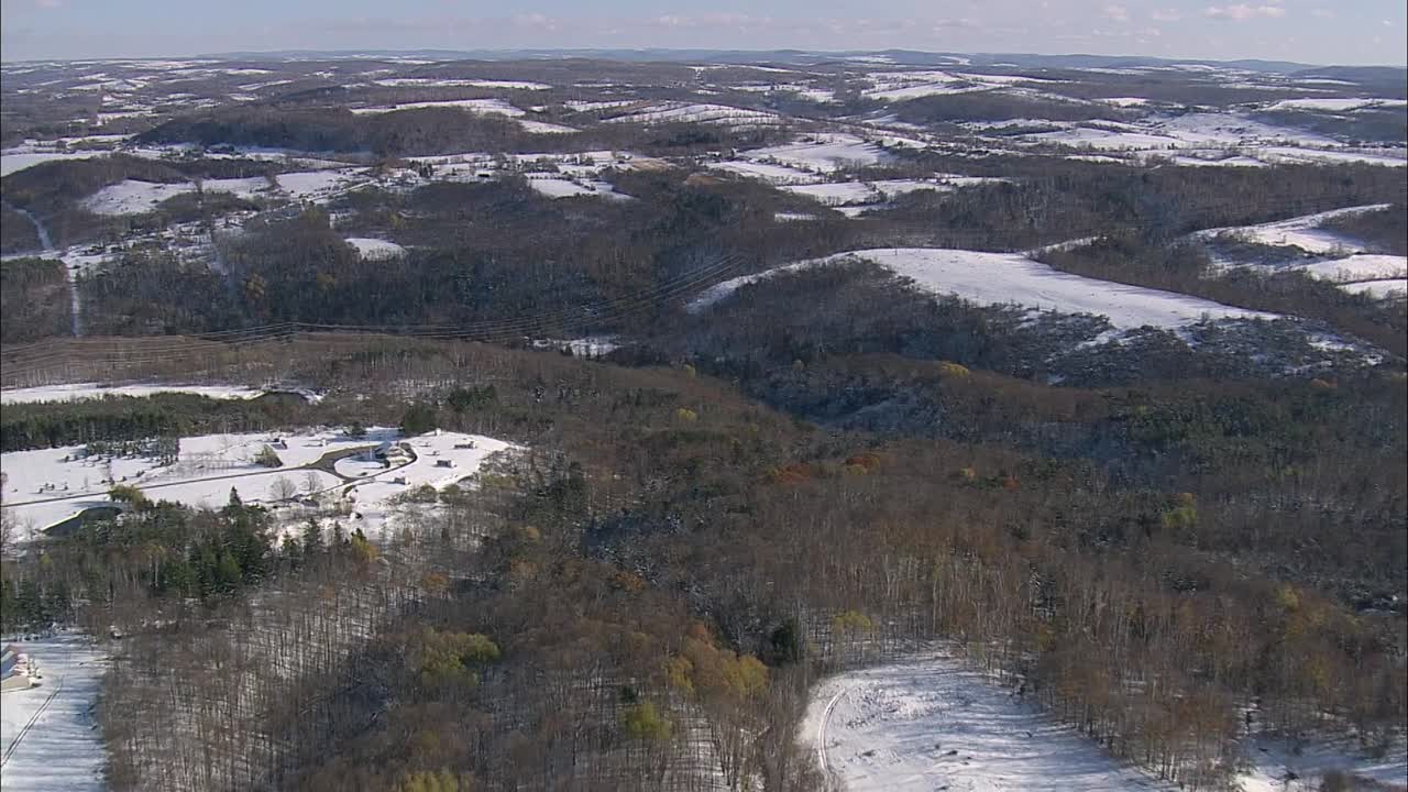 An Amish Murder 2013 1080p WEBRip x264 AAC-