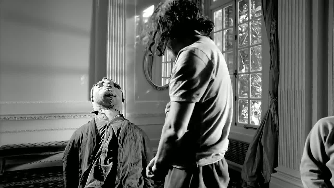 A Touch of Cloth S03 -Too Cloth for Comfort (2012)