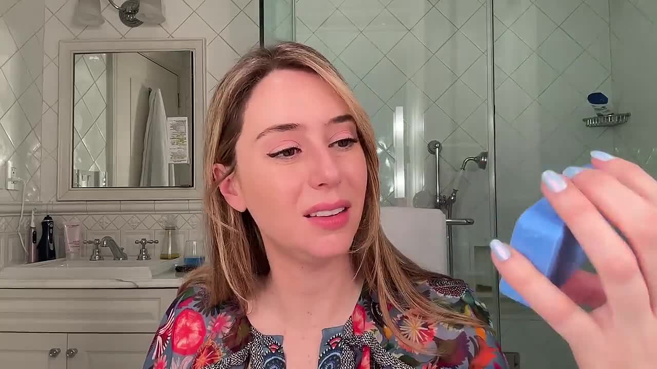 ⁣Body Skincare (Eczema, Keratosis, Pilaris, Acne,  AntiAging) -Dr Shereene Idriss