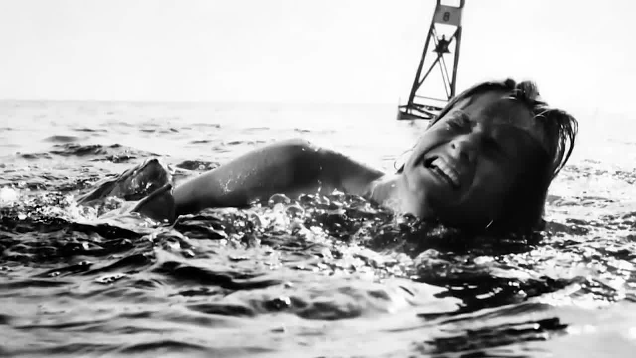 ⁣15 Movie Scenes That Were Completely Real