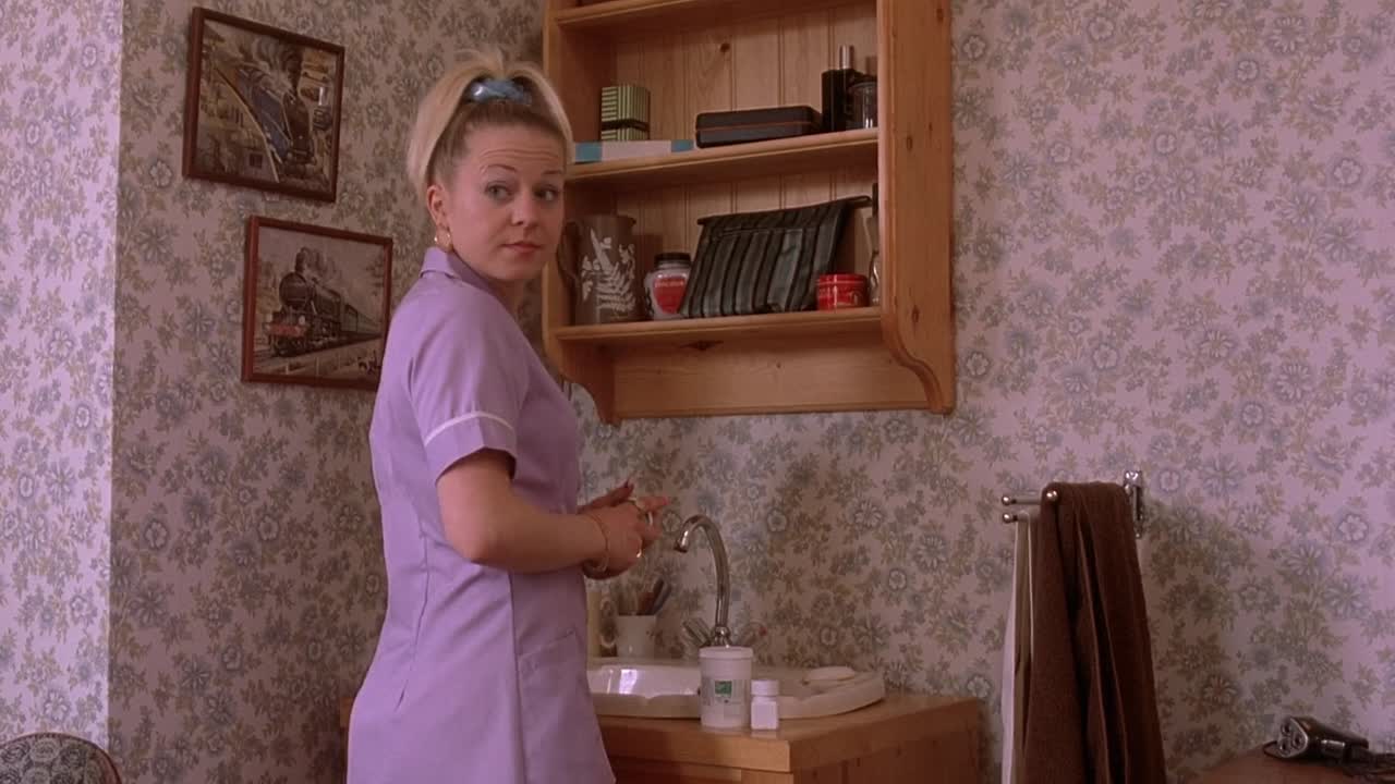 Ali G Indahouse 2002 1080p BluRay x264 AAC5 1-