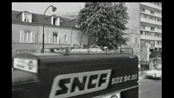 Le Drapeau Noir Flotte Sur la Marmite 1971 FRENCH TVRip DivX-Wawacity blue