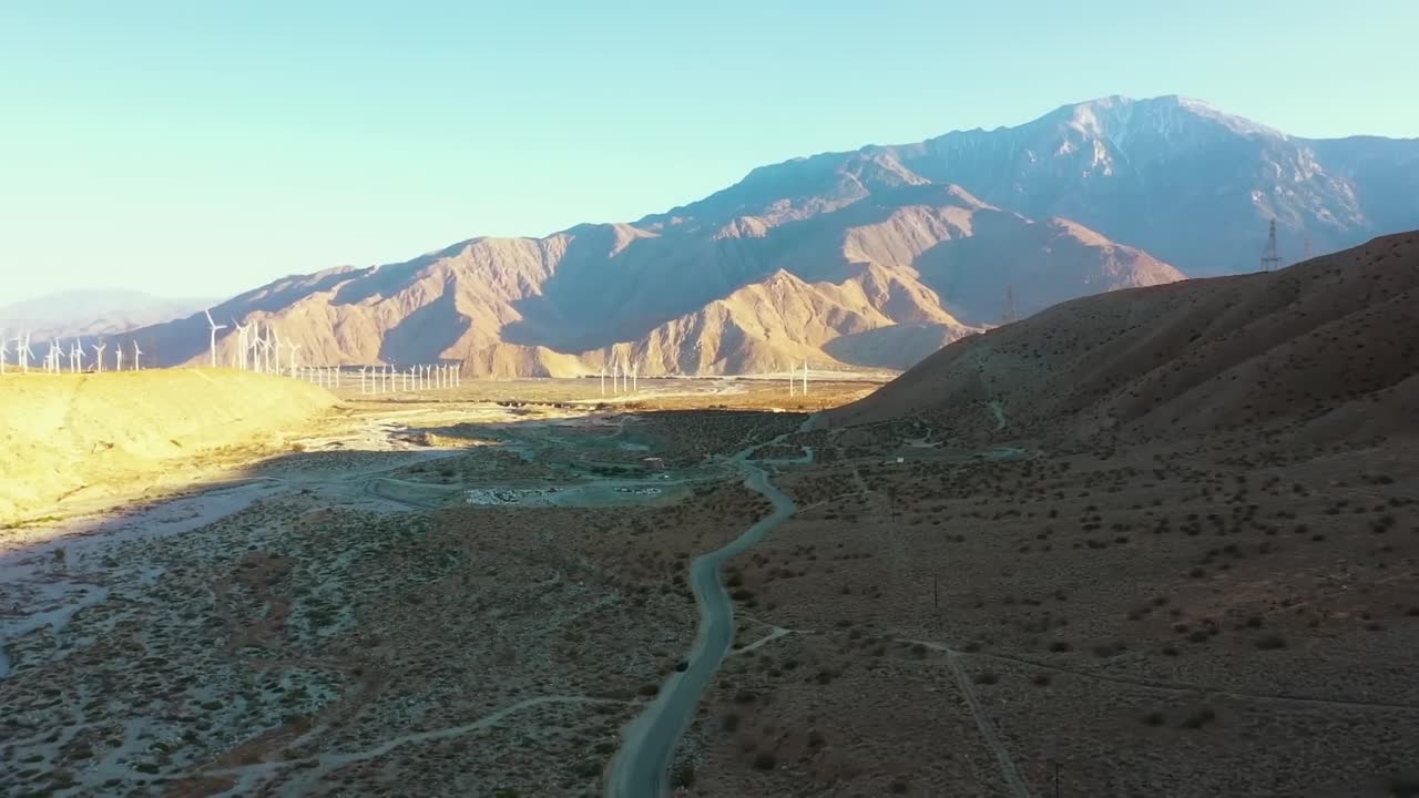 Woman Survives Kidnapping by Serial Killer