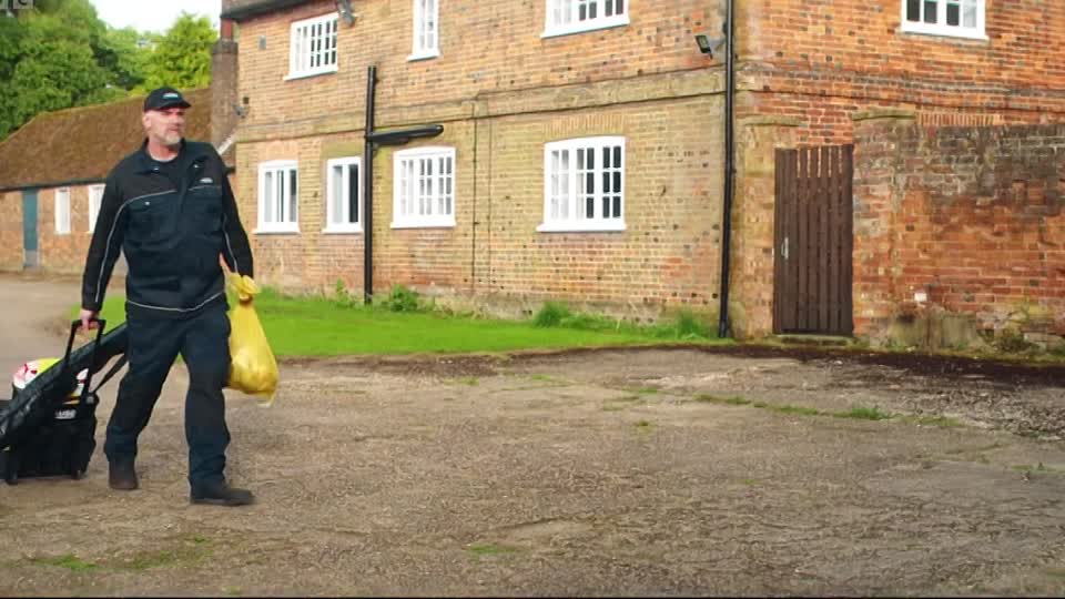 The Cleaner S03E05 -The Housekeeper