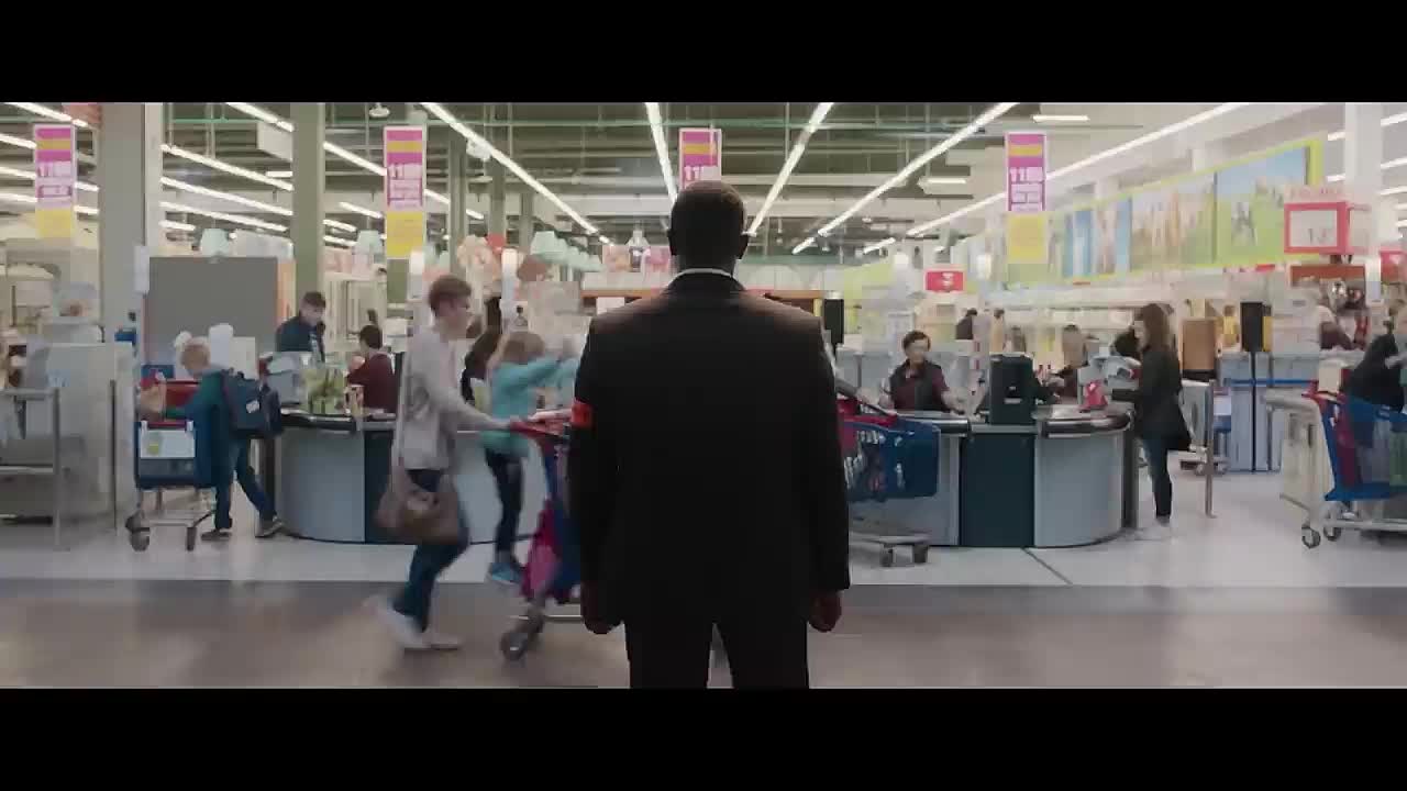 ⁣Walter (The Security Guard).2019