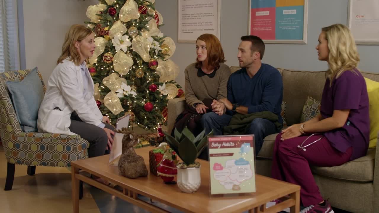 ⁣Hearts Of Christmas 2016 1080p WEBRip x264 AAC5 1-