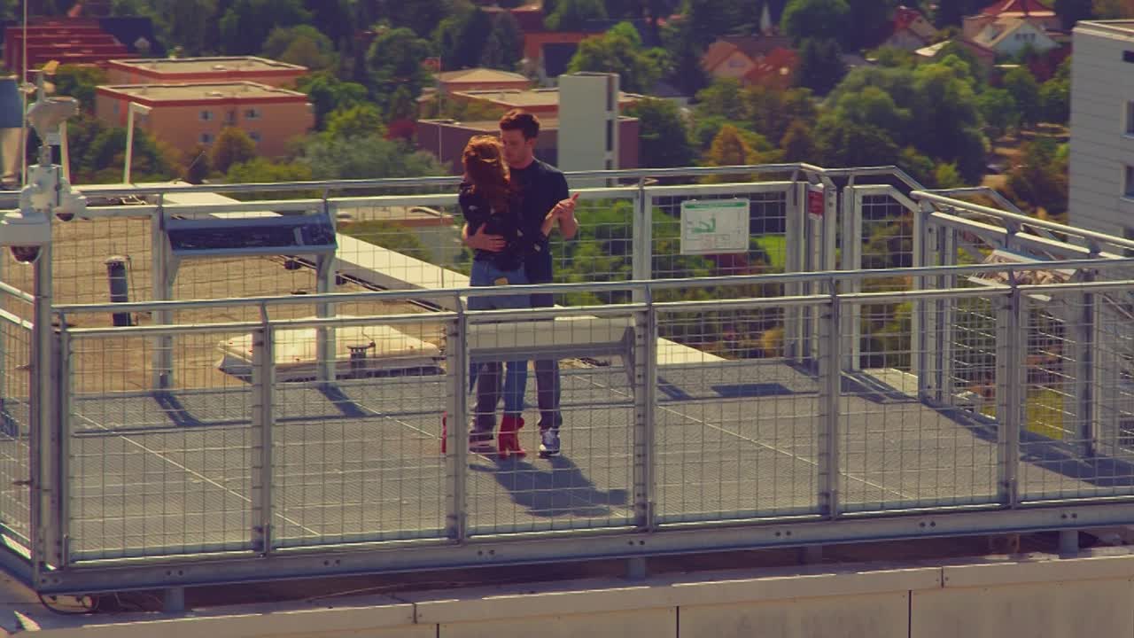 ⁣High Society 2017 GERMAN HC ENG SUBS 1080p BluRay x264-iMPERiUM