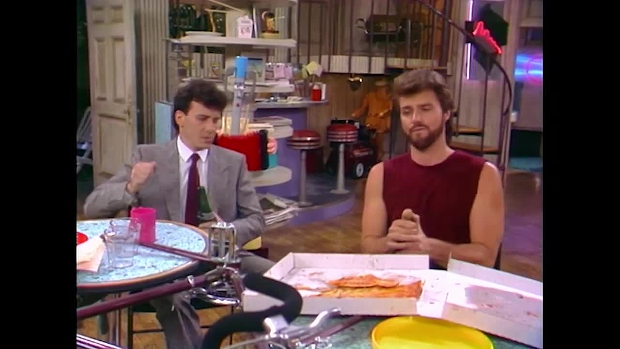 ⁣My Two Dads S01E01