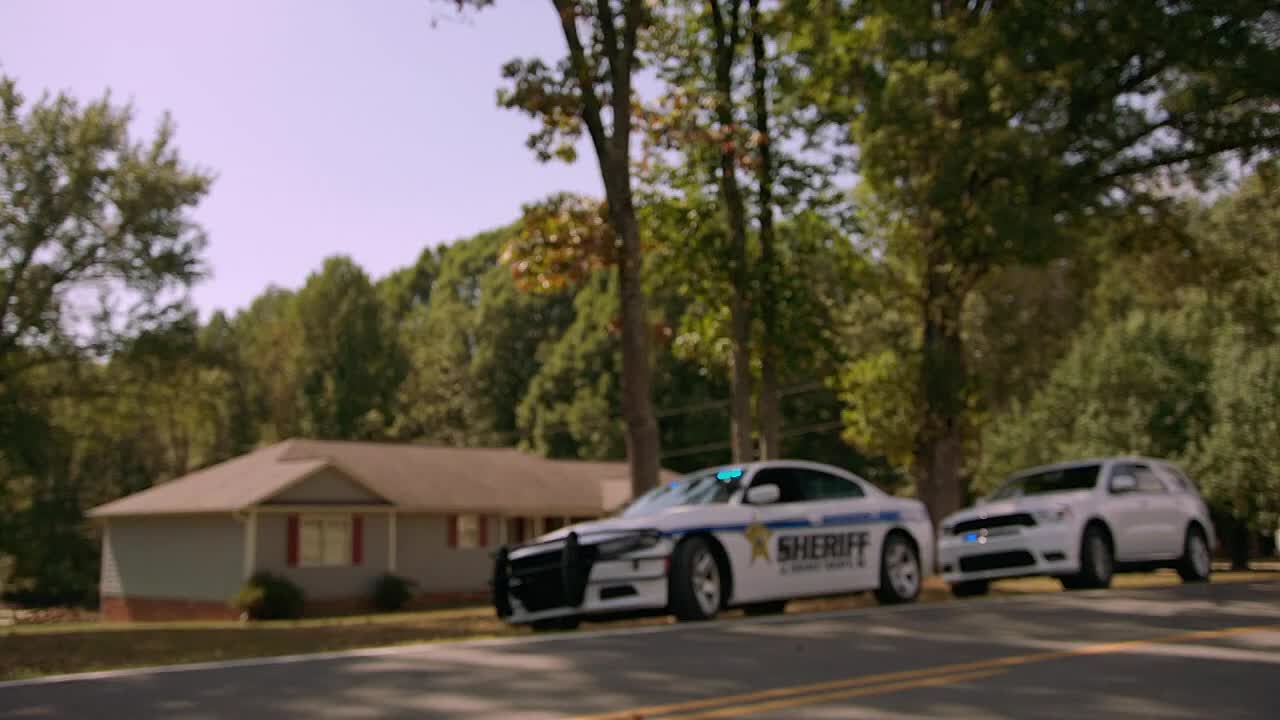 ⁣Found Murdered in Her Bed -Criminal Confessions