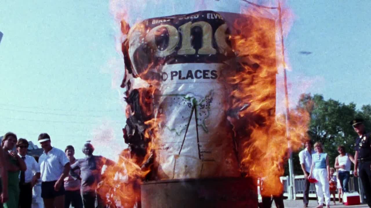 Roger Me 1989 1080p BluRay x264 AAC-