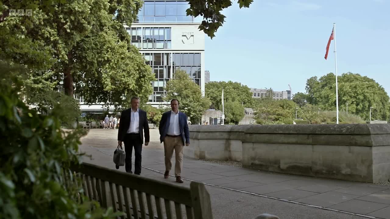 ⁣Billion Dollar Downfall The Dealmaker 2023 1080p WEBRip x264 AAC-