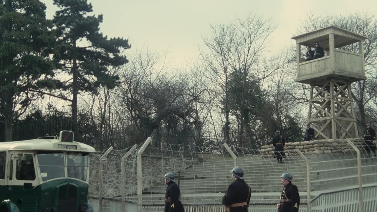 Mr Klein 1976 FRENCH 1080p BluRay x264 AAC-