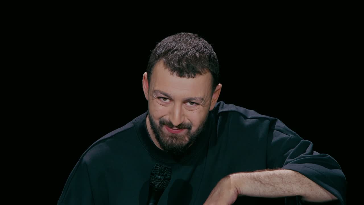 Roman Frayssinet O Dedans 2024 FRENCH 1080p WEB x264-FW