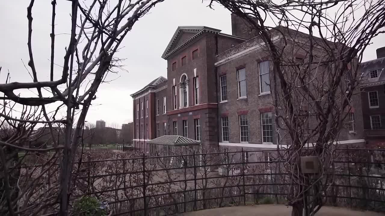 What Was Life Like for a Servant at a Royal Palace? -Secrets of Kensington Palace with Dan Snow