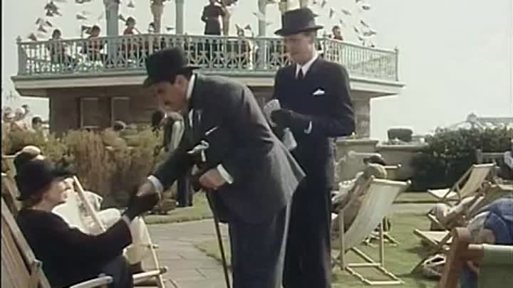 ⁣Poirot -Four and Twenty Blackbirds