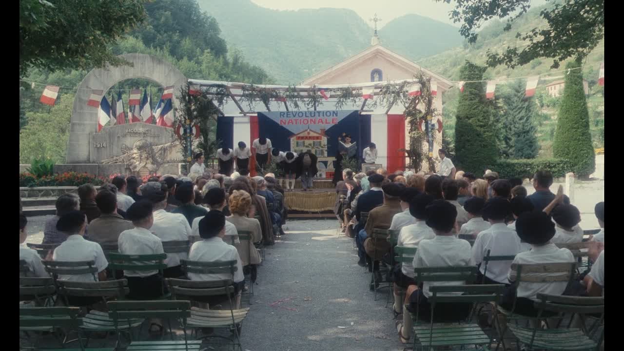 Un Sac De Billes 1975 Remastered FRENCH 1080p HDLight AC3 2 0 H264-LiHDL