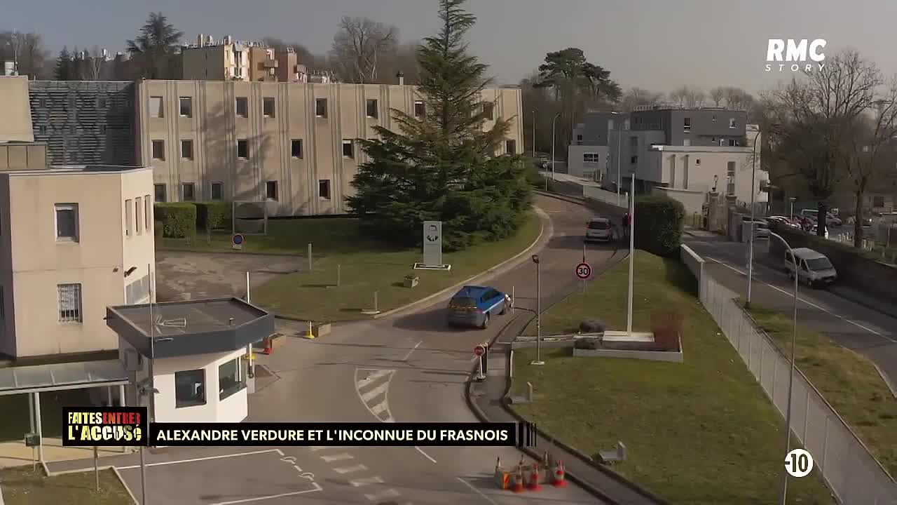 ⁣Faites entrer l'accusé -Alexandre Verdure et l'inconnue du Frasnois
