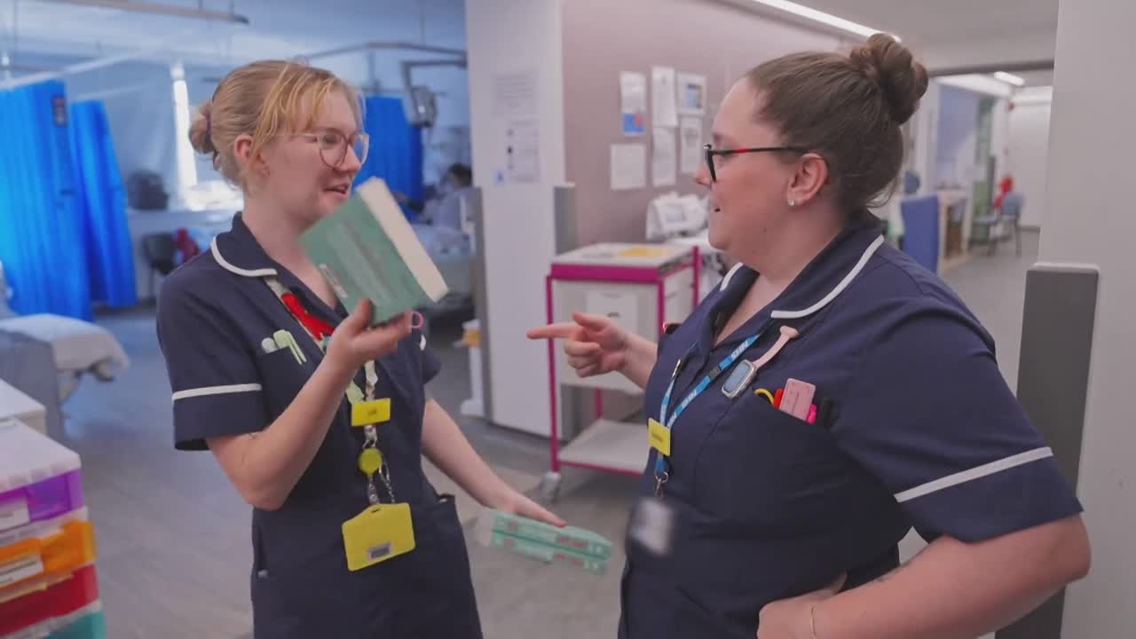 ⁣The Young Midwives of Essex S01E08