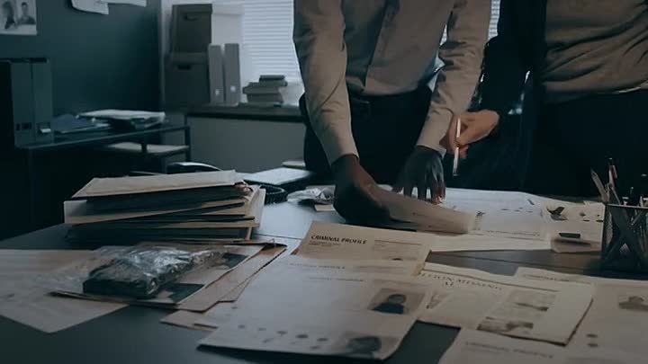 Green Eyed Killers S03E09