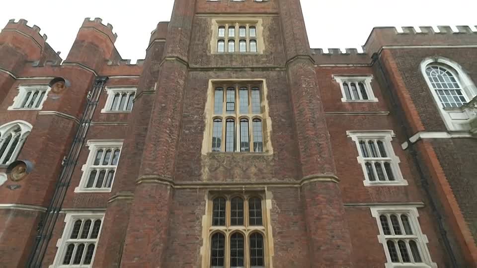 The Royals: A History of Scandals -S02E06