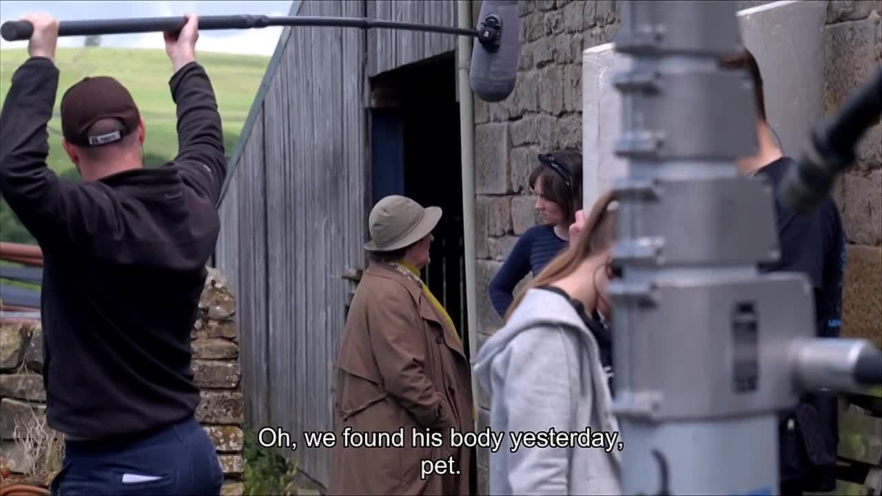 ⁣Vera S14E00 -Farewell Pet