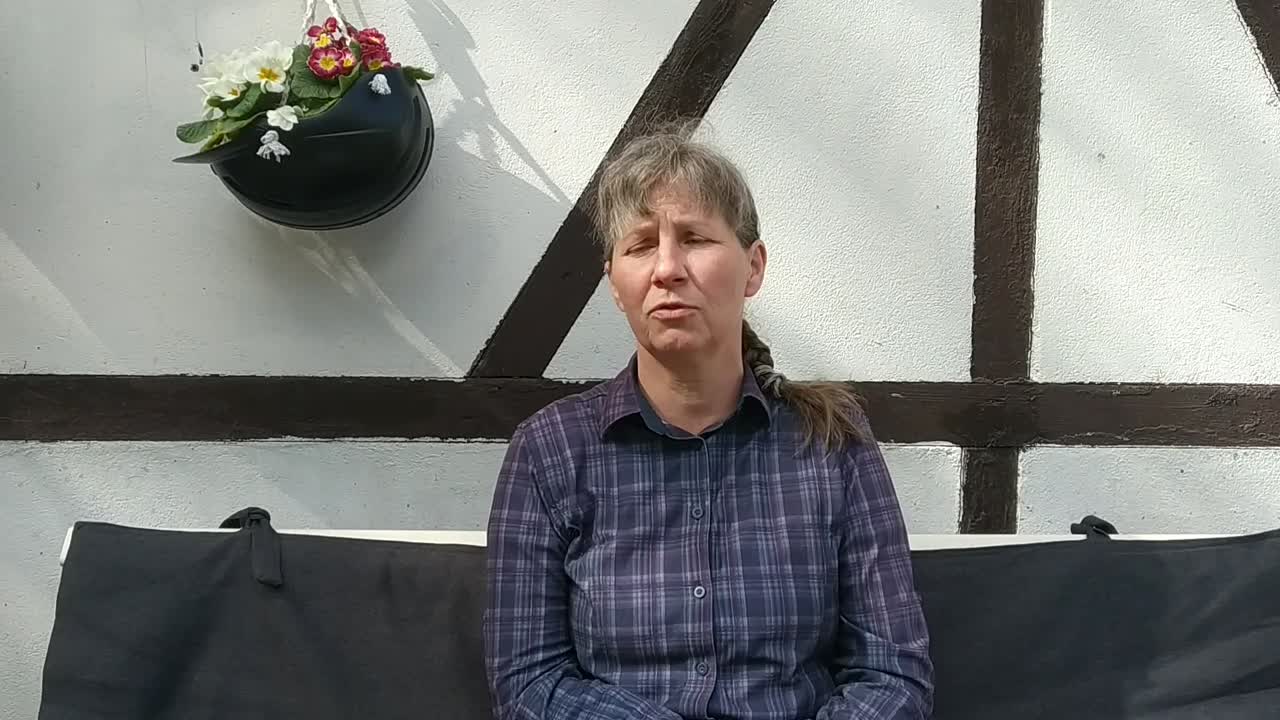 Die 4 Reiterhilfe¿! (1080p_30fps_H264-128kbit_AAC)