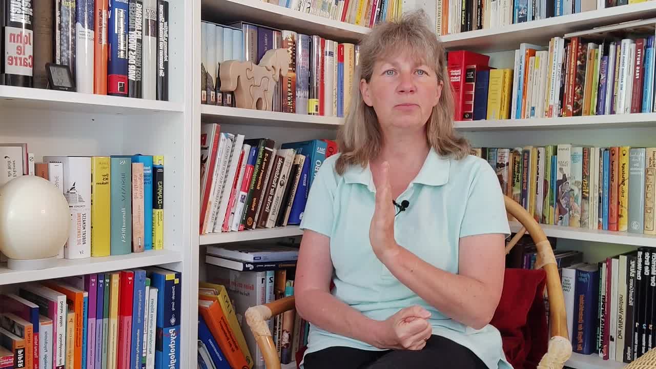 Mein Pferd fällt auseinander¿! (1080p_30fps_H264-128kbit_AAC)