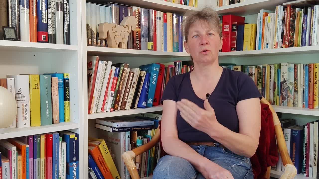 Reitabzeichen Alt gegen Neu (1080p_30fps_H264-128kbit_AAC)