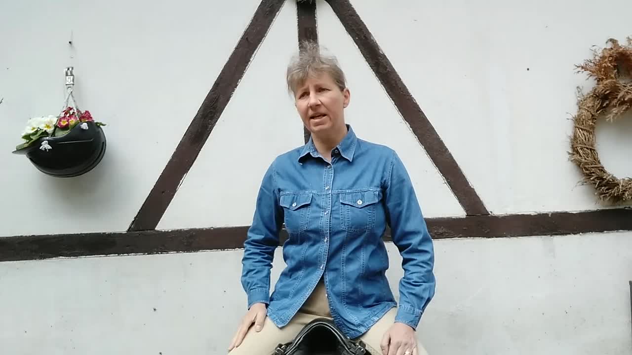 ⁣Was kann ich gegen das 'Einknicken in der Hüfte' machen¿ (1080p_30fps_H264-128kbit_AAC)