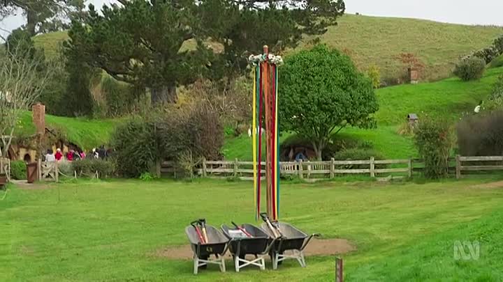 Miriam Margolyes in New Zealand S01E01