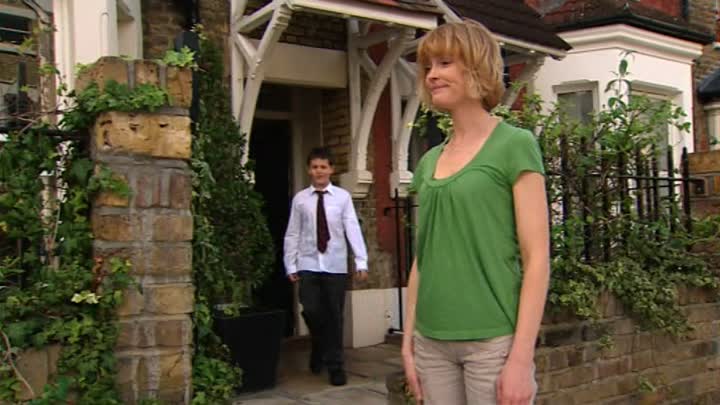 ⁣Outnumbered (2007) -S01E06 -The Dinner Party