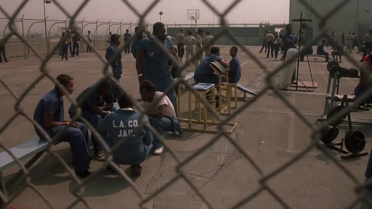 ⁣Colors 1988 1040p HDRip x264 AAC