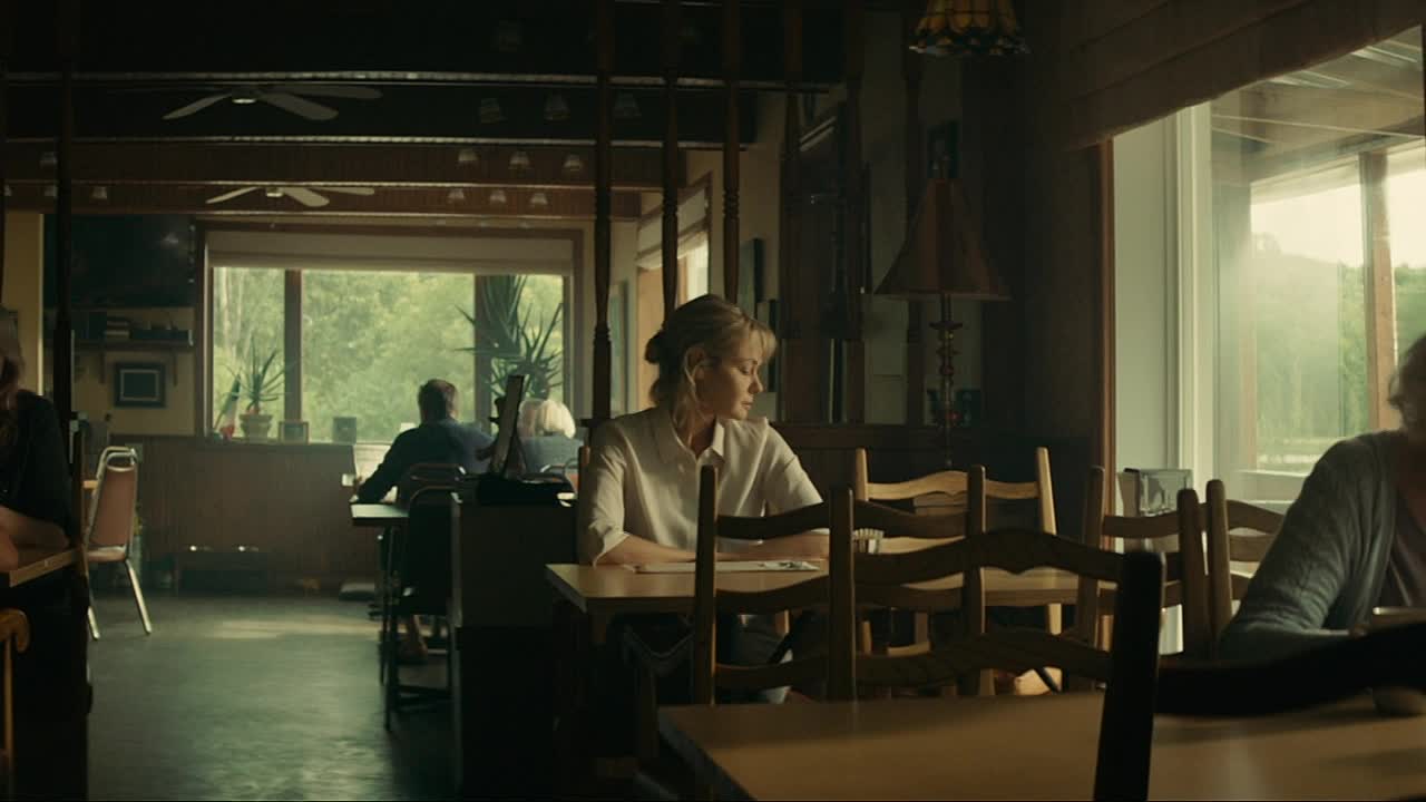 ⁣Lucy Grizzli Sophie 2024 FRENCH 720p WEB H264-FW