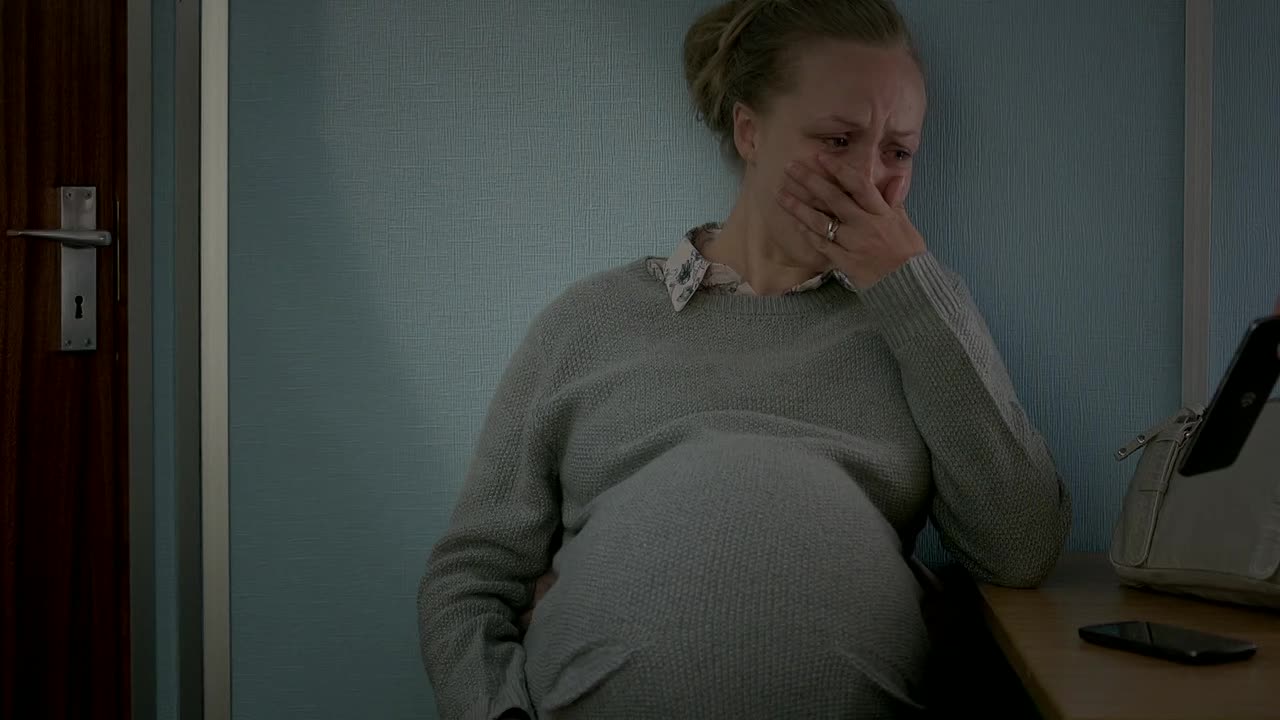 No Offence 2015 S01E05