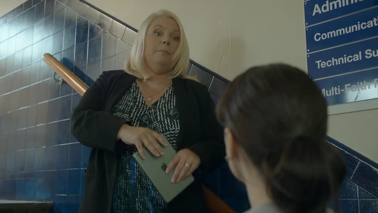 No Offence 2015 S01E03